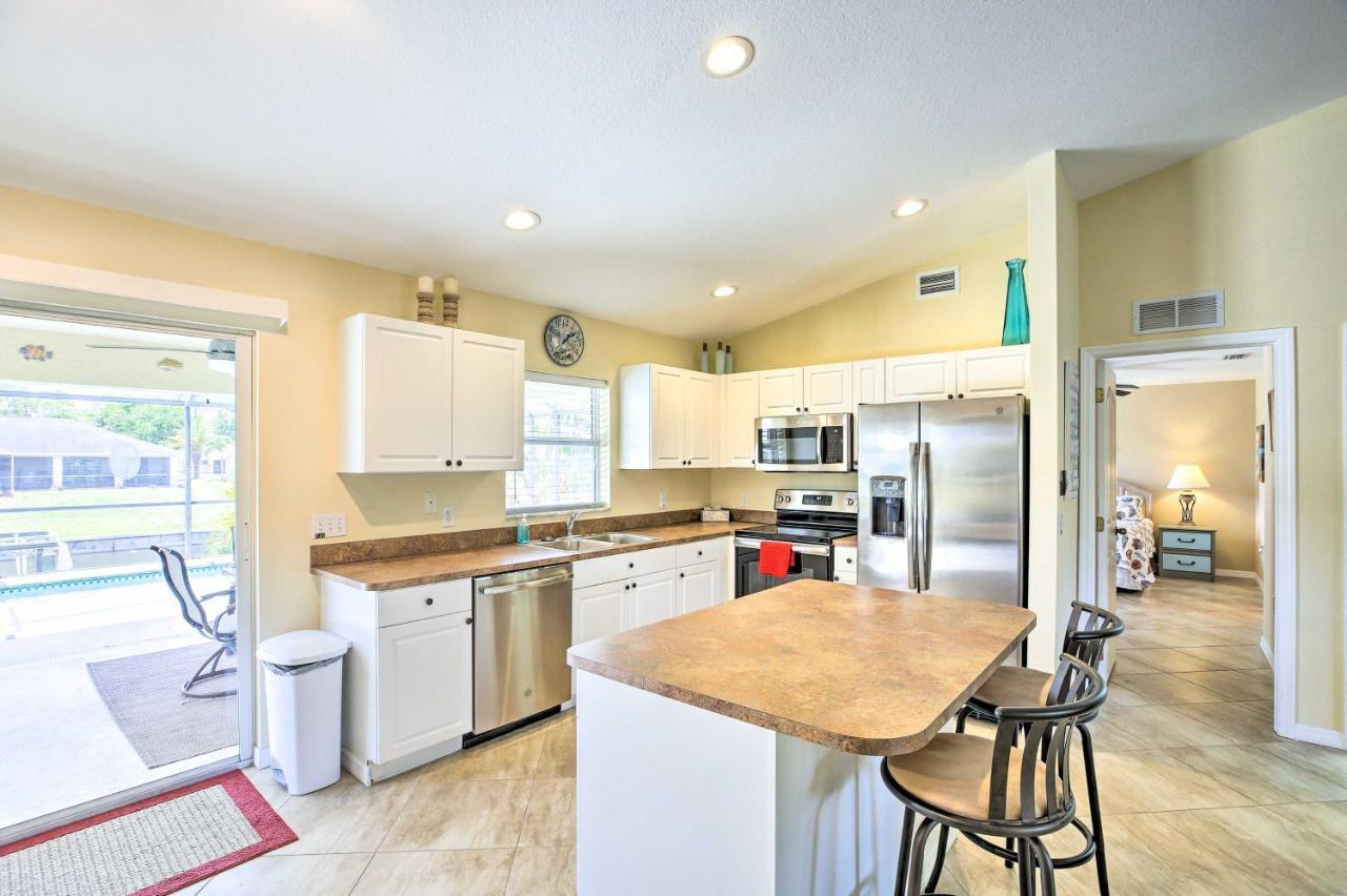 Cape Coral Canalfront Home With Pool And Dock المظهر الخارجي الصورة