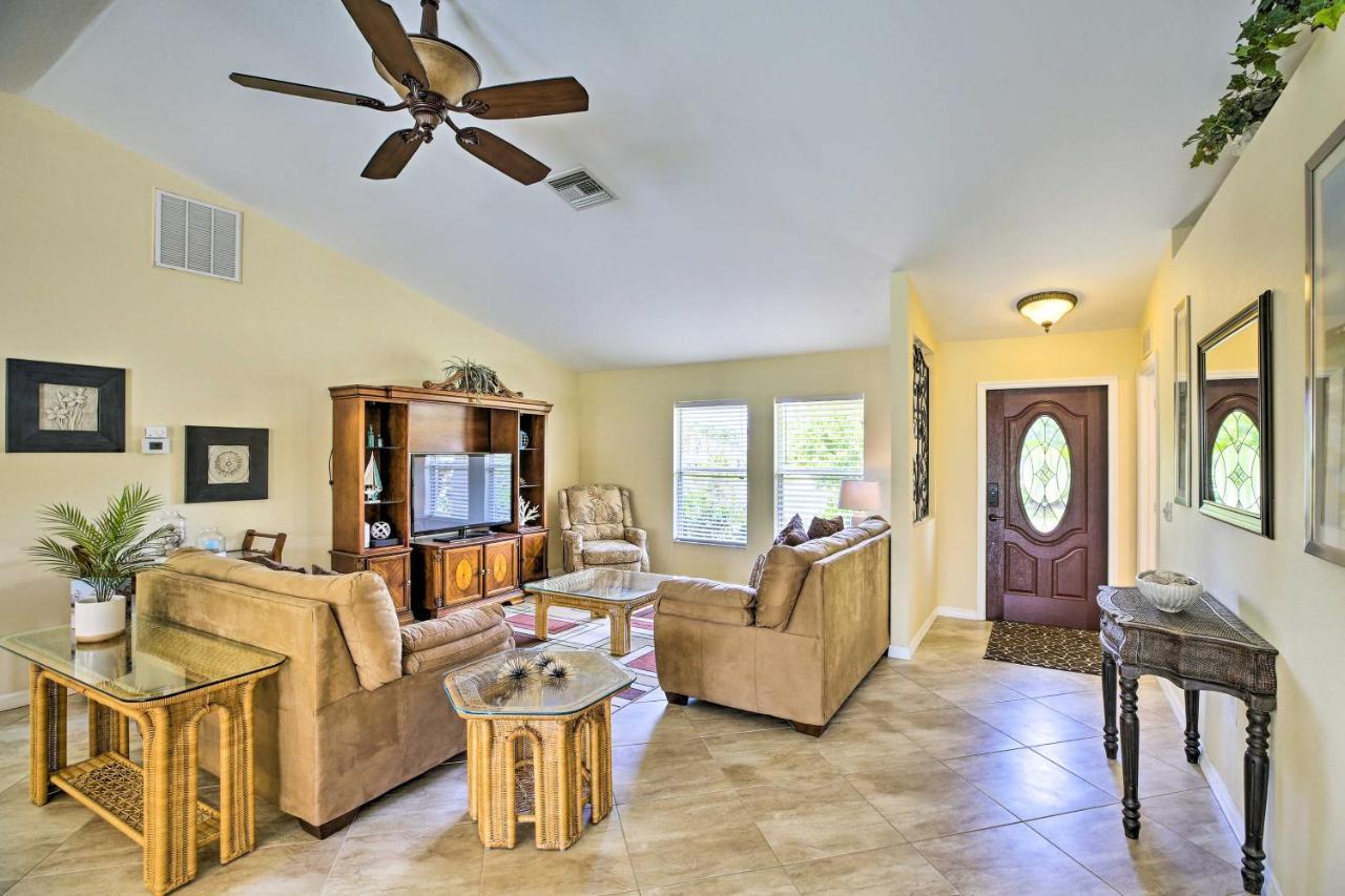 Cape Coral Canalfront Home With Pool And Dock المظهر الخارجي الصورة