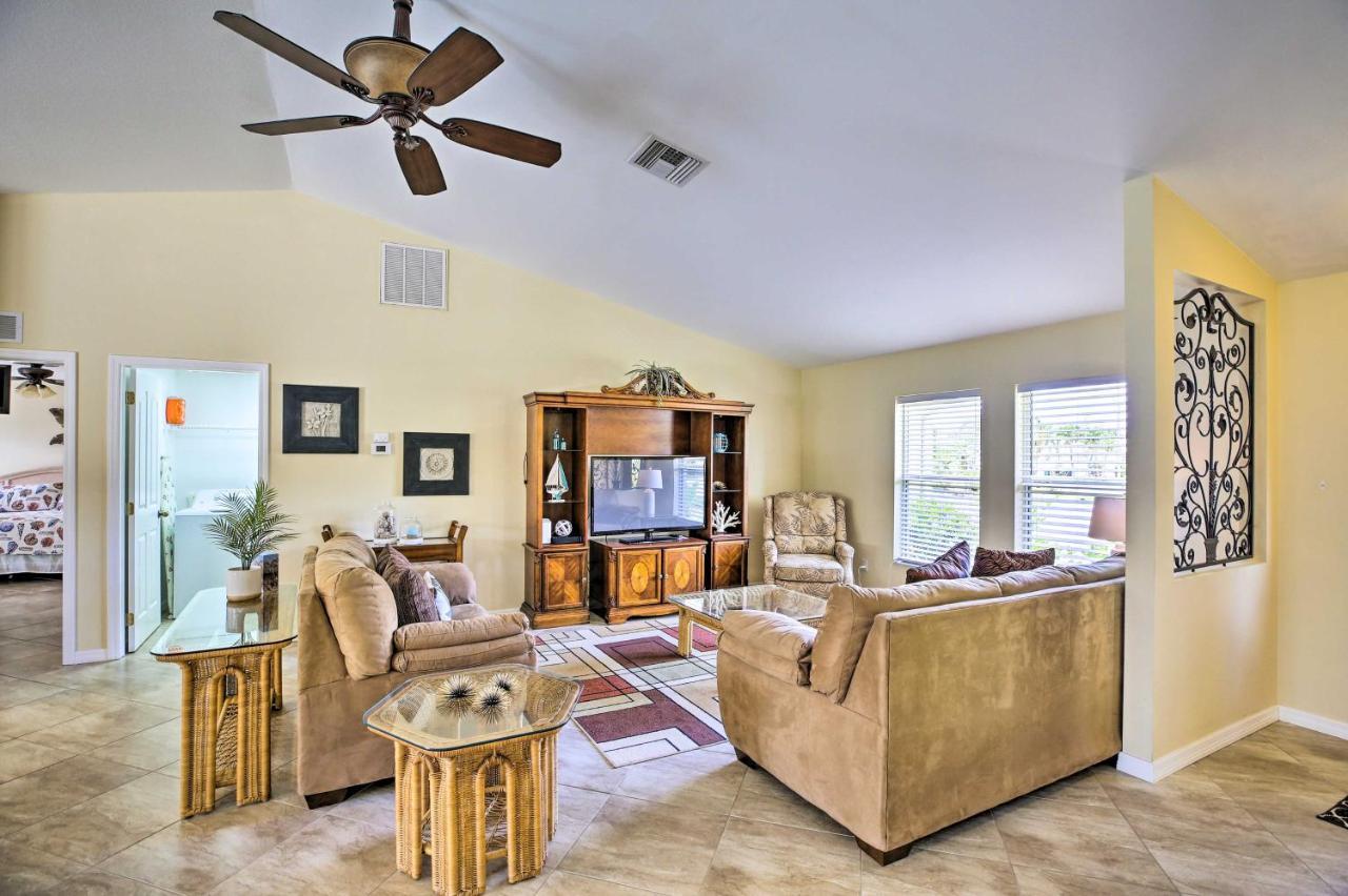Cape Coral Canalfront Home With Pool And Dock المظهر الخارجي الصورة